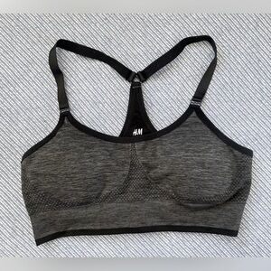 Wireless sports bra H&M